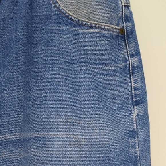 Carhartt Men's Relaxed Distresses Tapered Denim - Picture 12 of 14